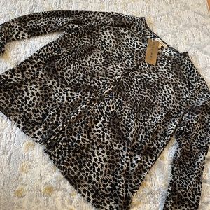 Rafael Animal Print  Size Large Leopard Button Up
